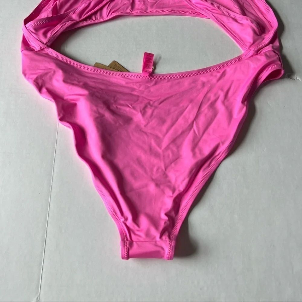 NWT SKIMS Signature swim cut out monokini taffy neon pink 3X